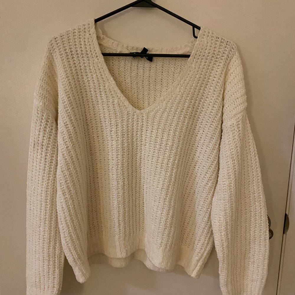 Express Cream V-Neck Sweater